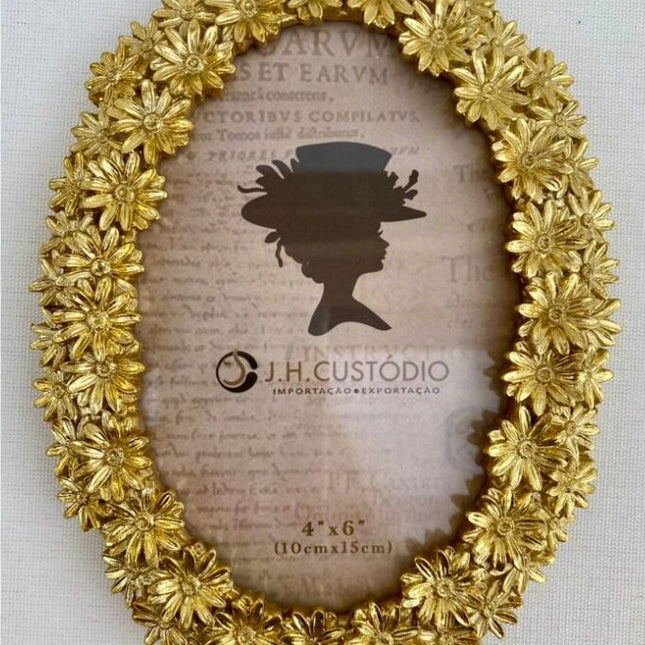 photo-frame-oval-golden-color-flowers