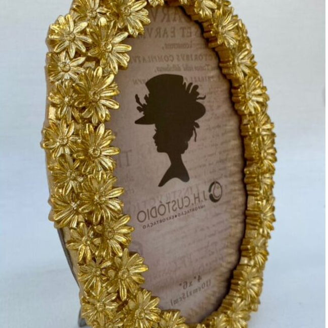 photo-frame-oval-golden-color-flowers