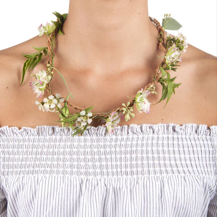 Huckleberry Make Your Own Fresh Flower Necklace