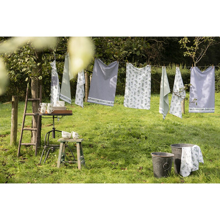 apron-white-blue-cotton-olive